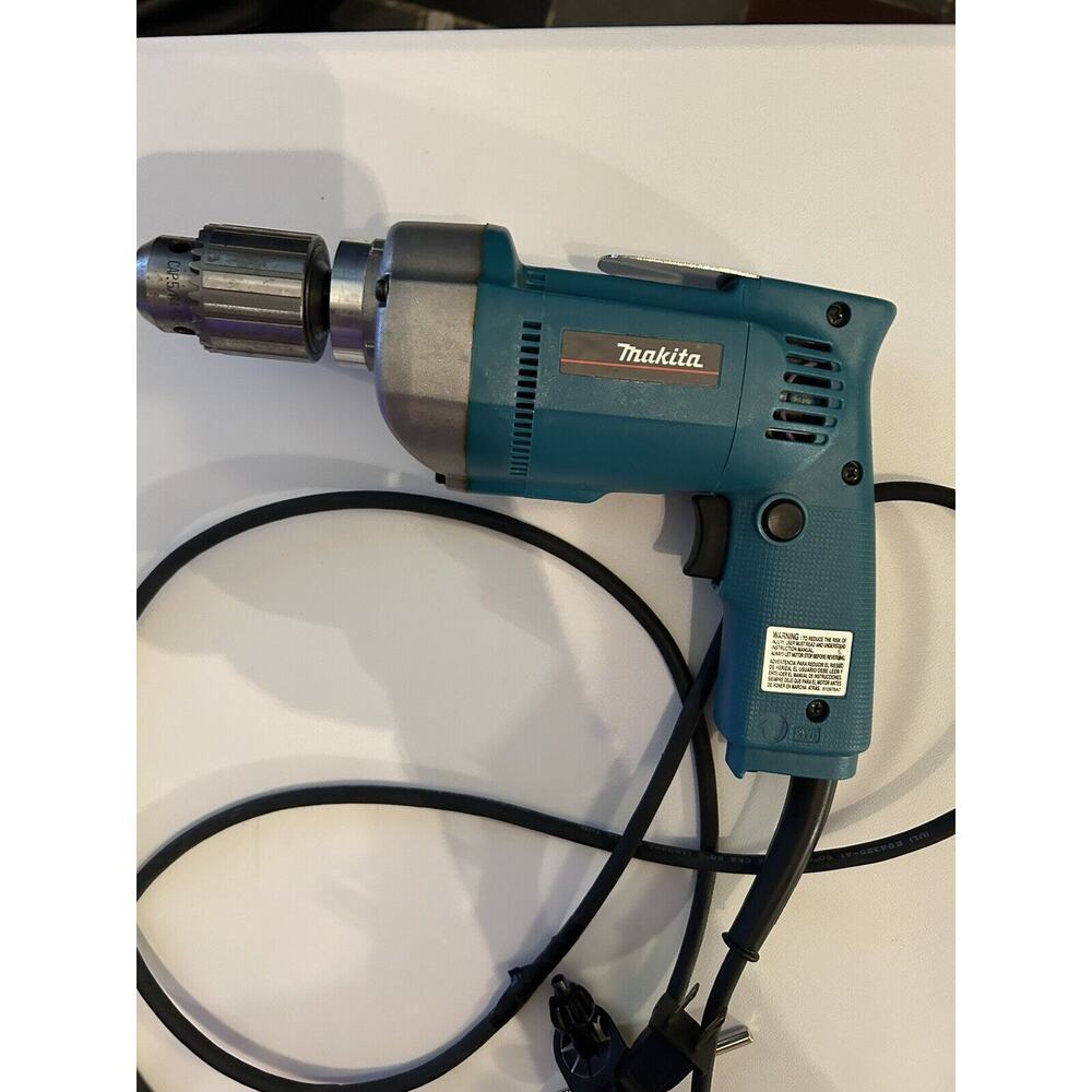 MAKITA 6302H 1/2" CAP DRILL (VARI SPD & REV) Works Great Used